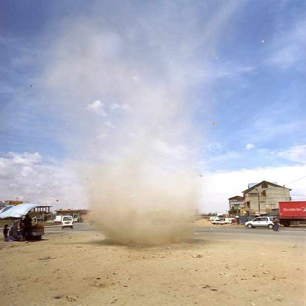 http://www.reinaldoloureiro.com/files/gimgs/14_11-rosas-pampa_v2.jpg